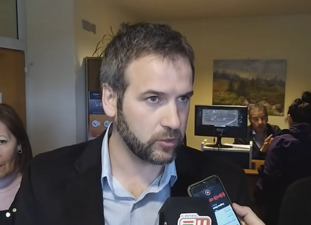 Conflicto en La Zeta: “El empleado no pide una casa”