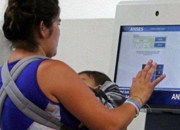 Anuncio: La AUH incorporará más de un millón de jóvenes