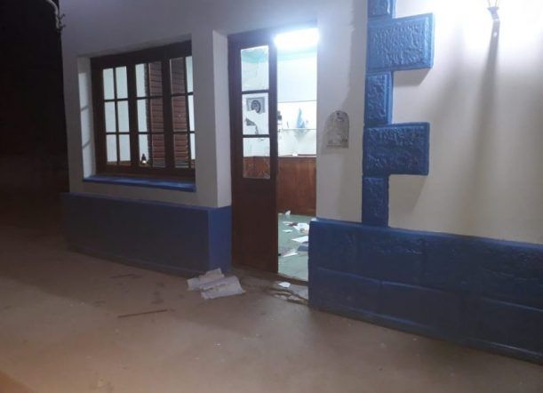 Violento ataque a la comisaría de Paso de Indios