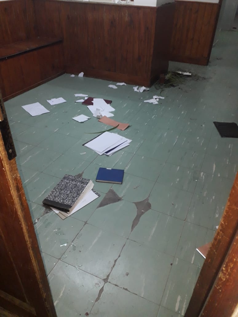 Violento ataque a la comisaría de Paso de Indios