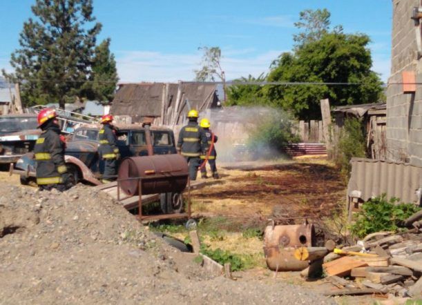 Trevelin: Incendio en un patio alarmó a vecinos
