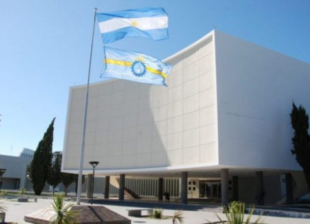 El Ejecutivo Provincial presentó el presupuesto 2021 en la Legislatura