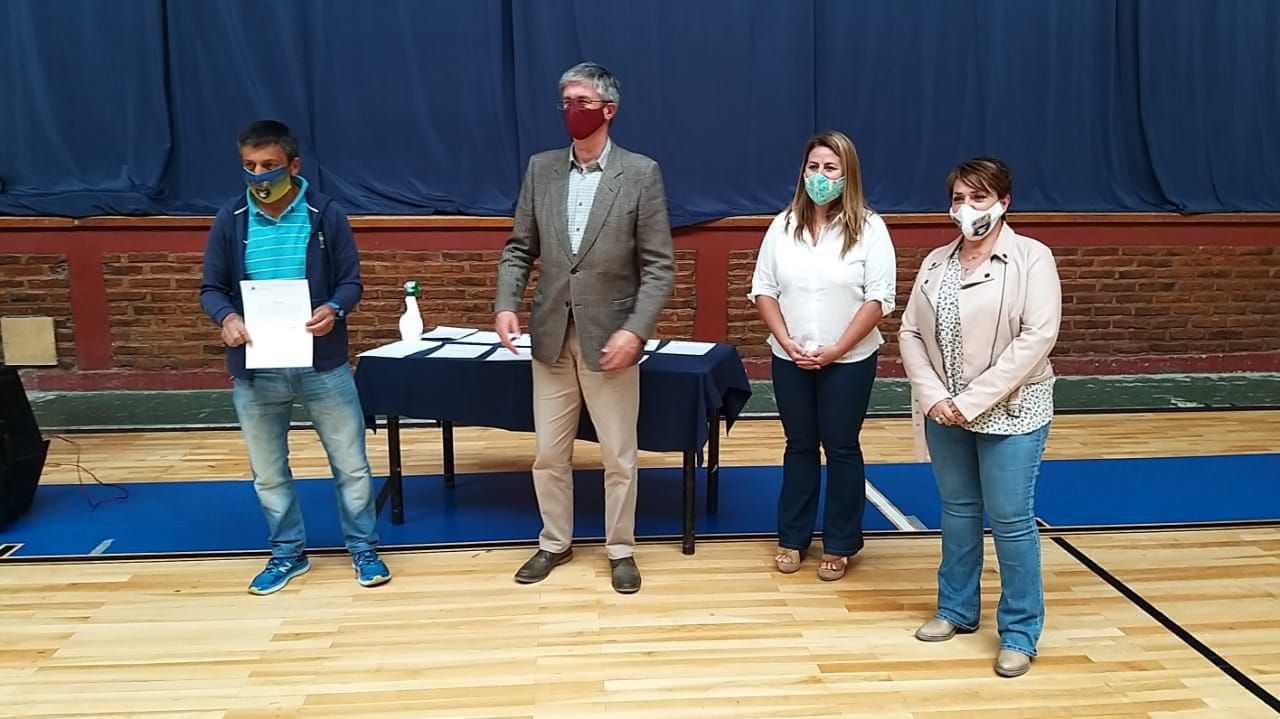 Entregaron certificados a Entidades Deportivas (Secretaría de Deportes Esquel)