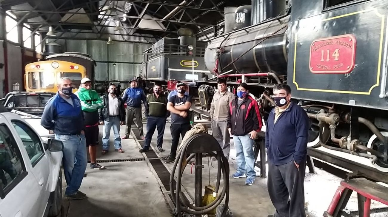 Trabajadores de La Trochita esperan respuestas de las autoridades (EQS Notas)