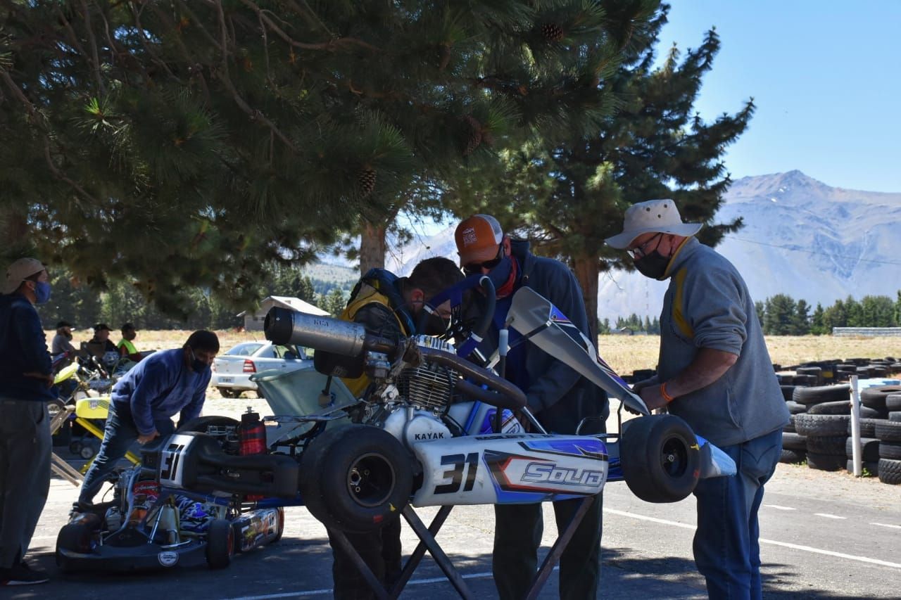 Primera fecha del Karting cordillerano (Cynthia Montiel)