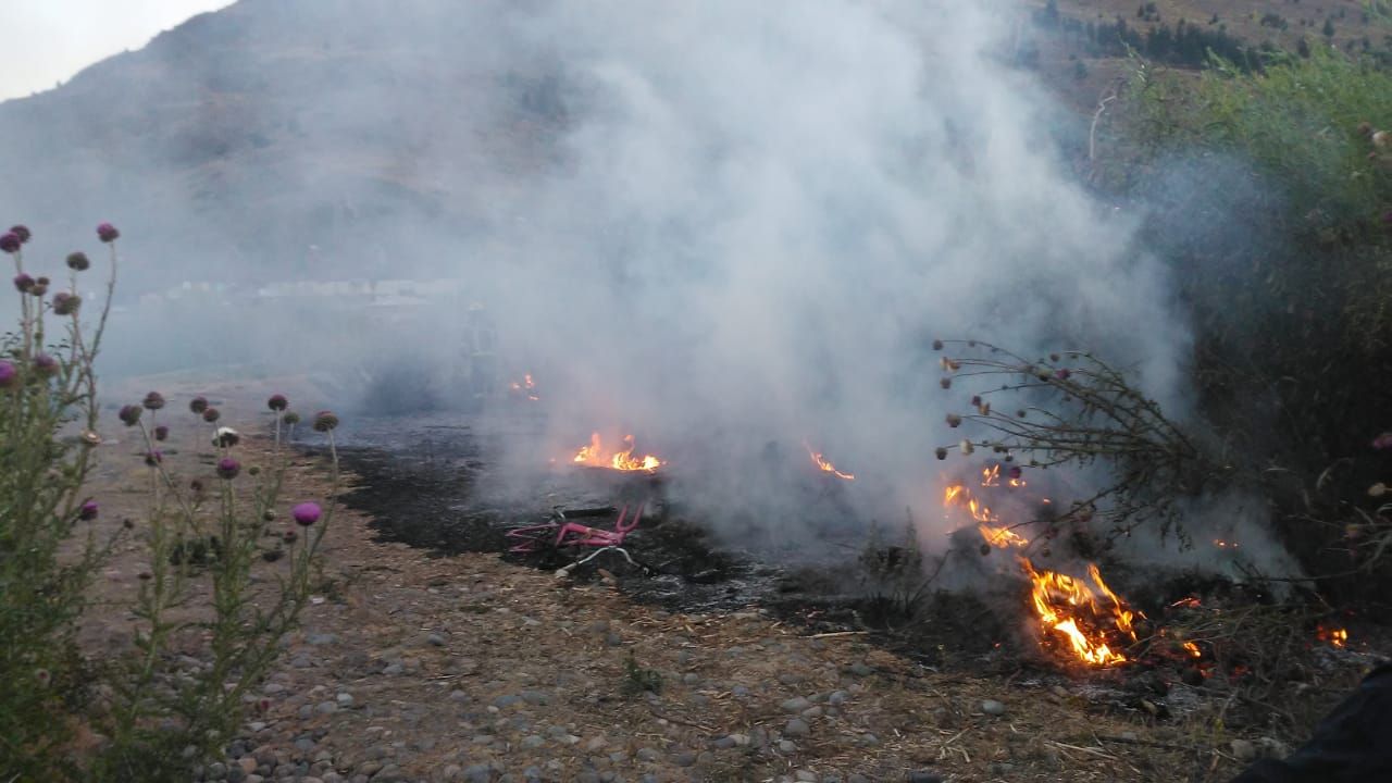 Incendio de pastizales en zona de chacras