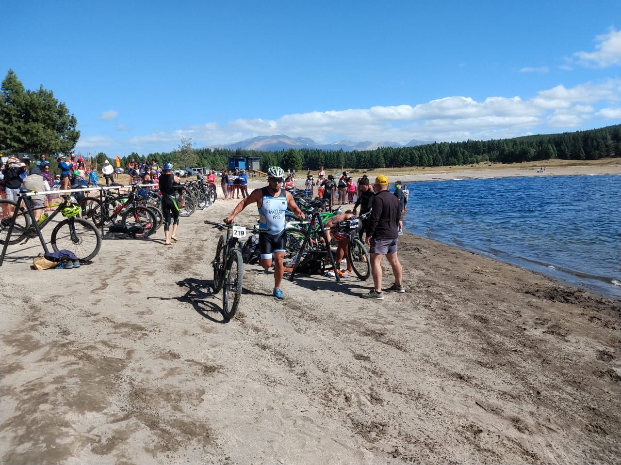 Nogueyra y Jaramillo ganaron la primera fecha del Triatlón X Terra