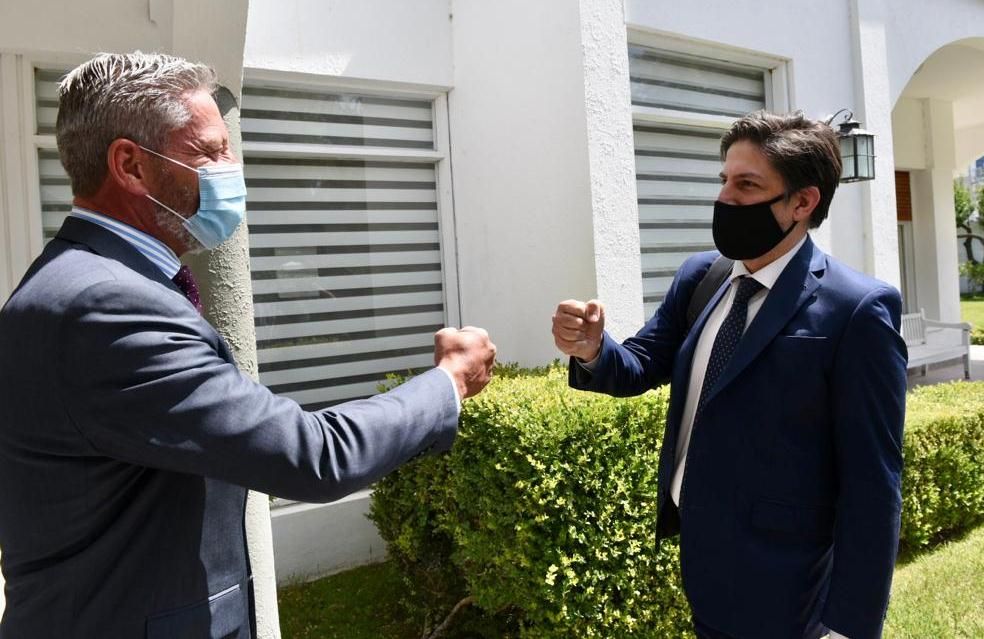 Nicolás Trotta visitó al Gobernador Mariano Arcioni