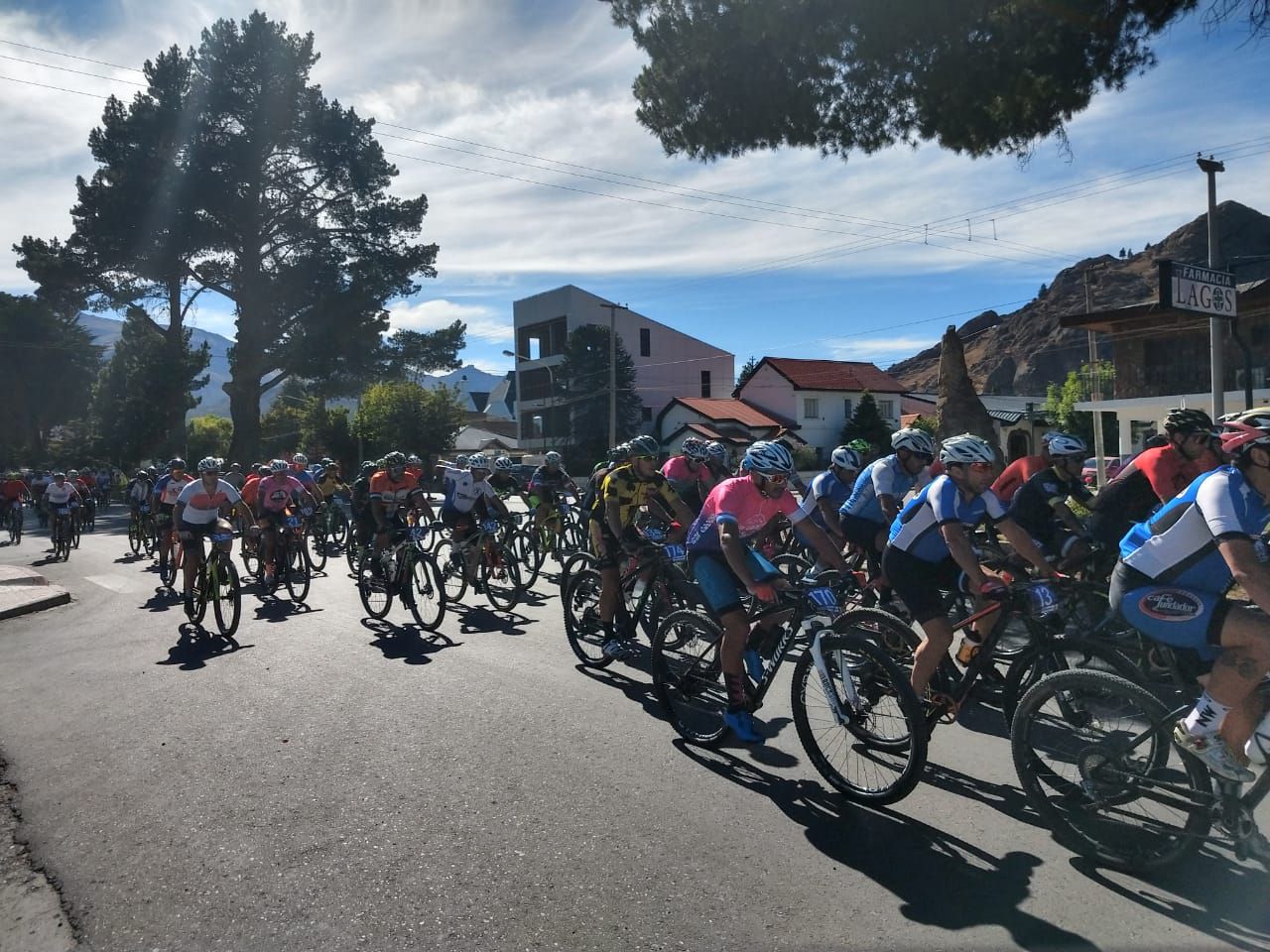 Praiz y Larrauri ganaron la 2º edición de "Esquel 360° Bike Fest"
