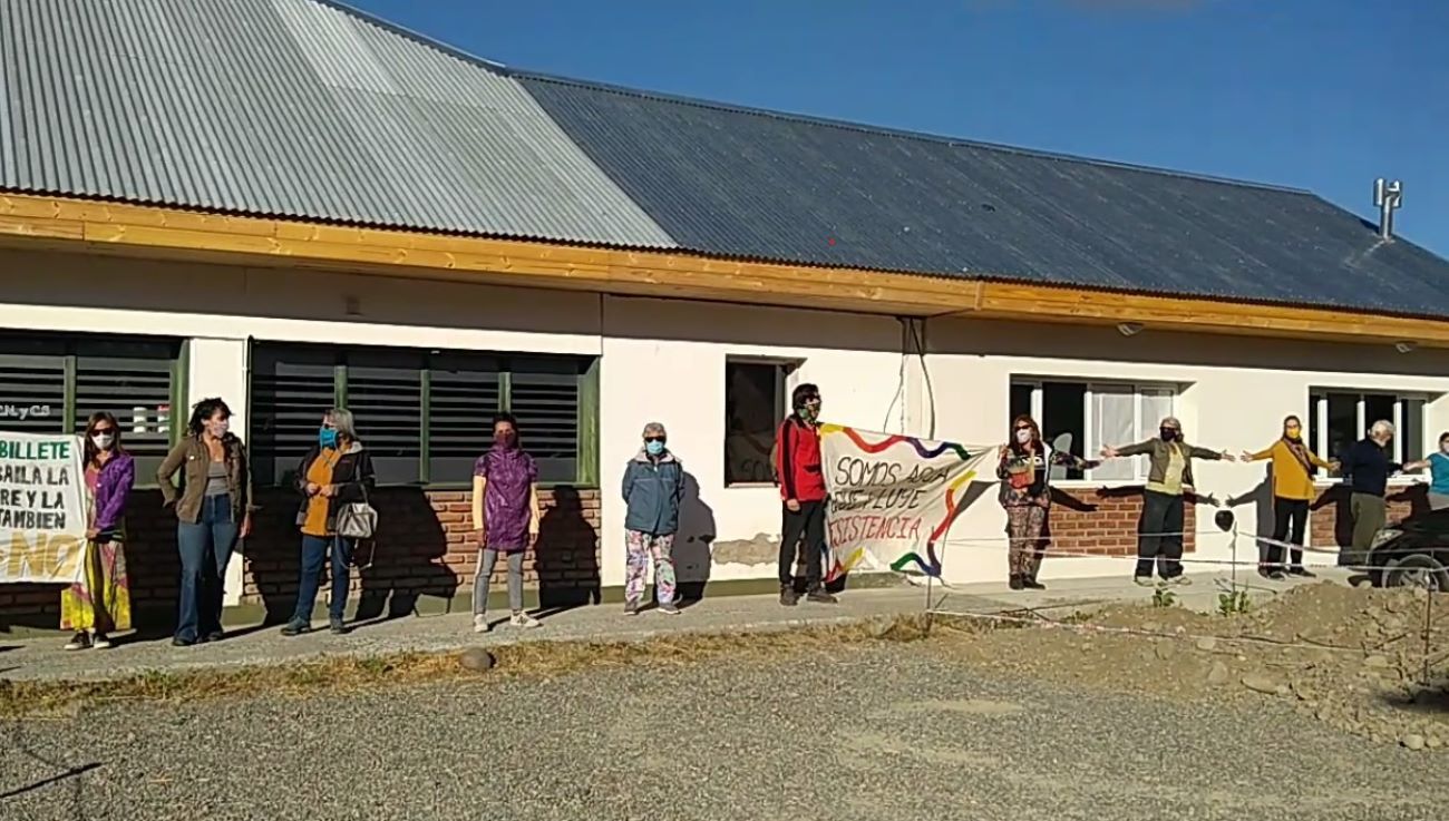 Abrazo a la Universidad de la Patagonia en rechazo a la convocatoria a una mesa técnica que no es representativa.