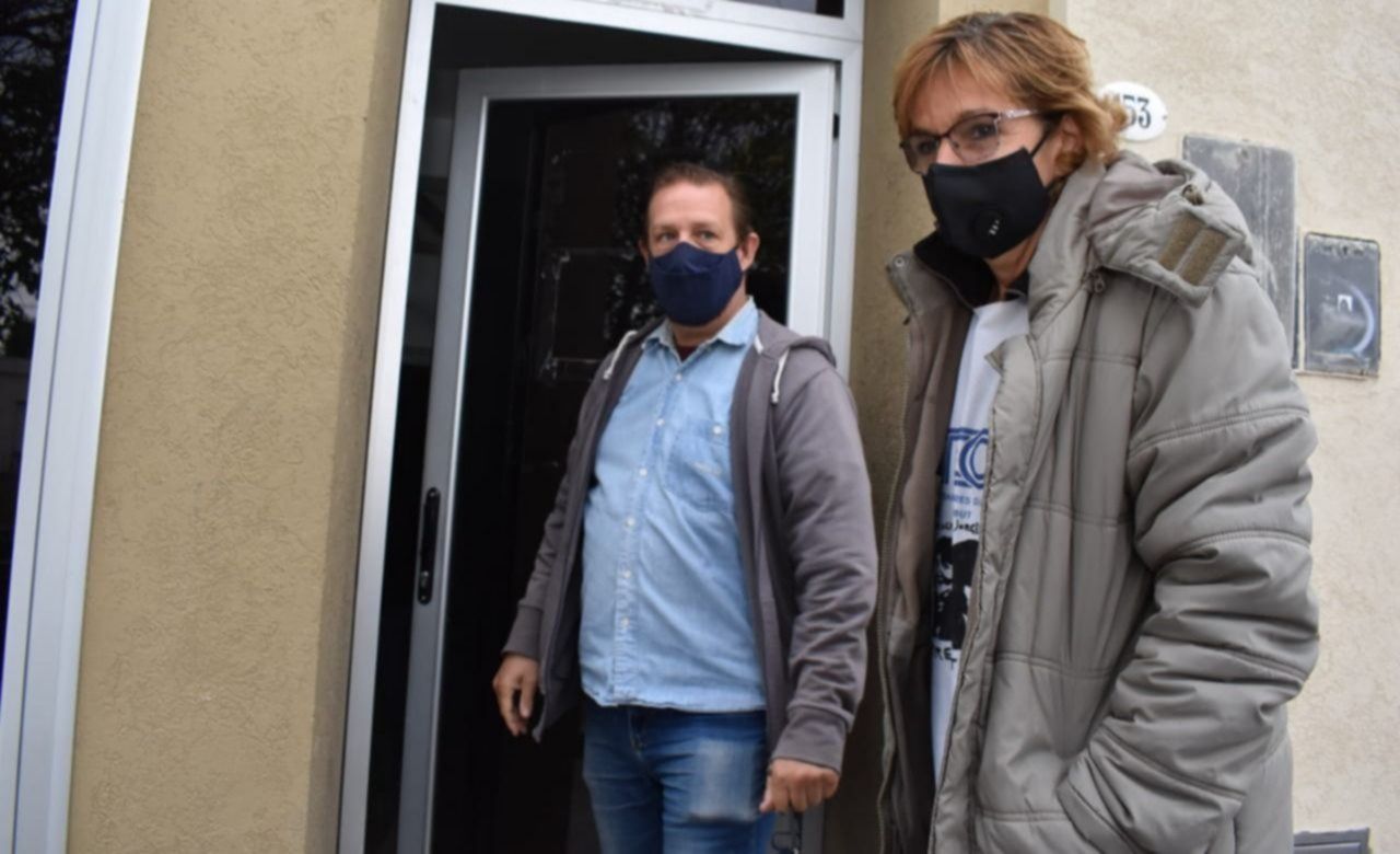 Gremios docentes, representantes Capon y Quiroga (Diario El Chubut )