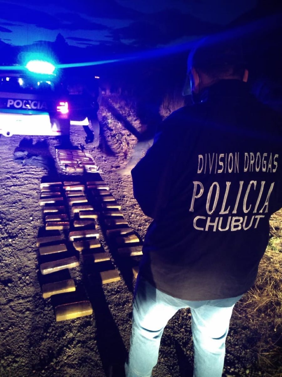 Una mujer intentó ingresar gran cantidad de droga a Esquel
