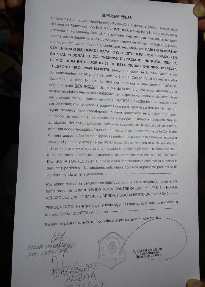 Zonificación: Esquel inauguró un mural con la imagen de legisladores de Chubut