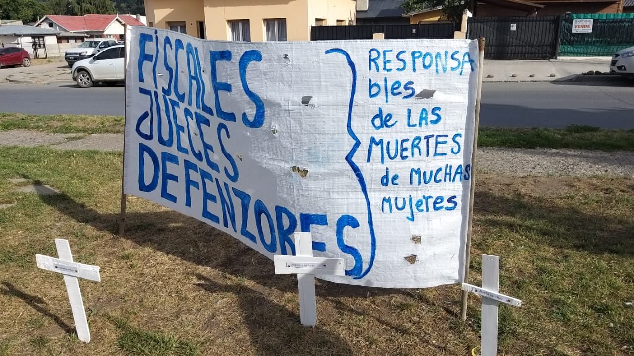 8M-Manifestaciones en Esquel