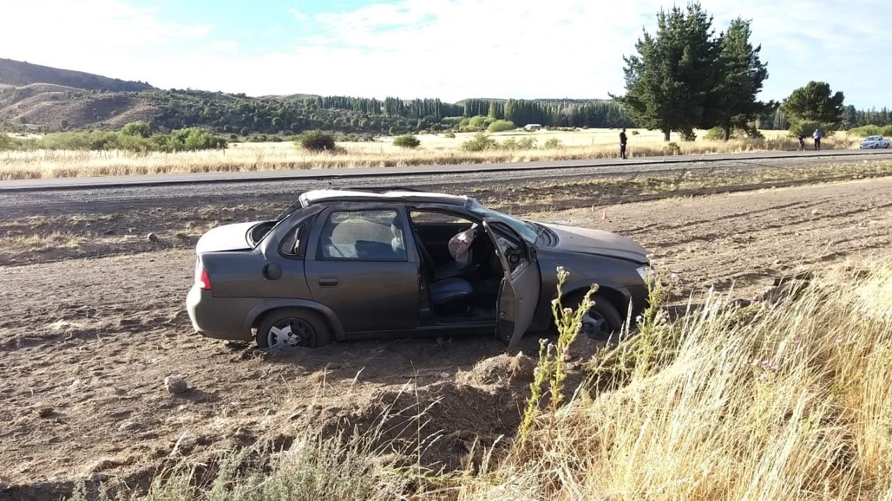Un auto volcó en Ruta 259 y su conductor resultó lesionado (EQS Notas)