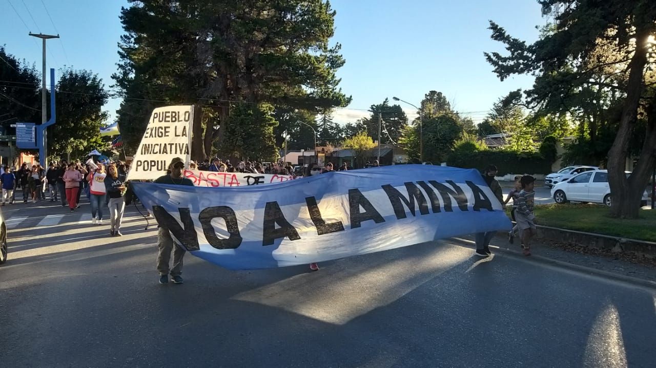 El No a la Mina marchó por la Iniciativa Popular