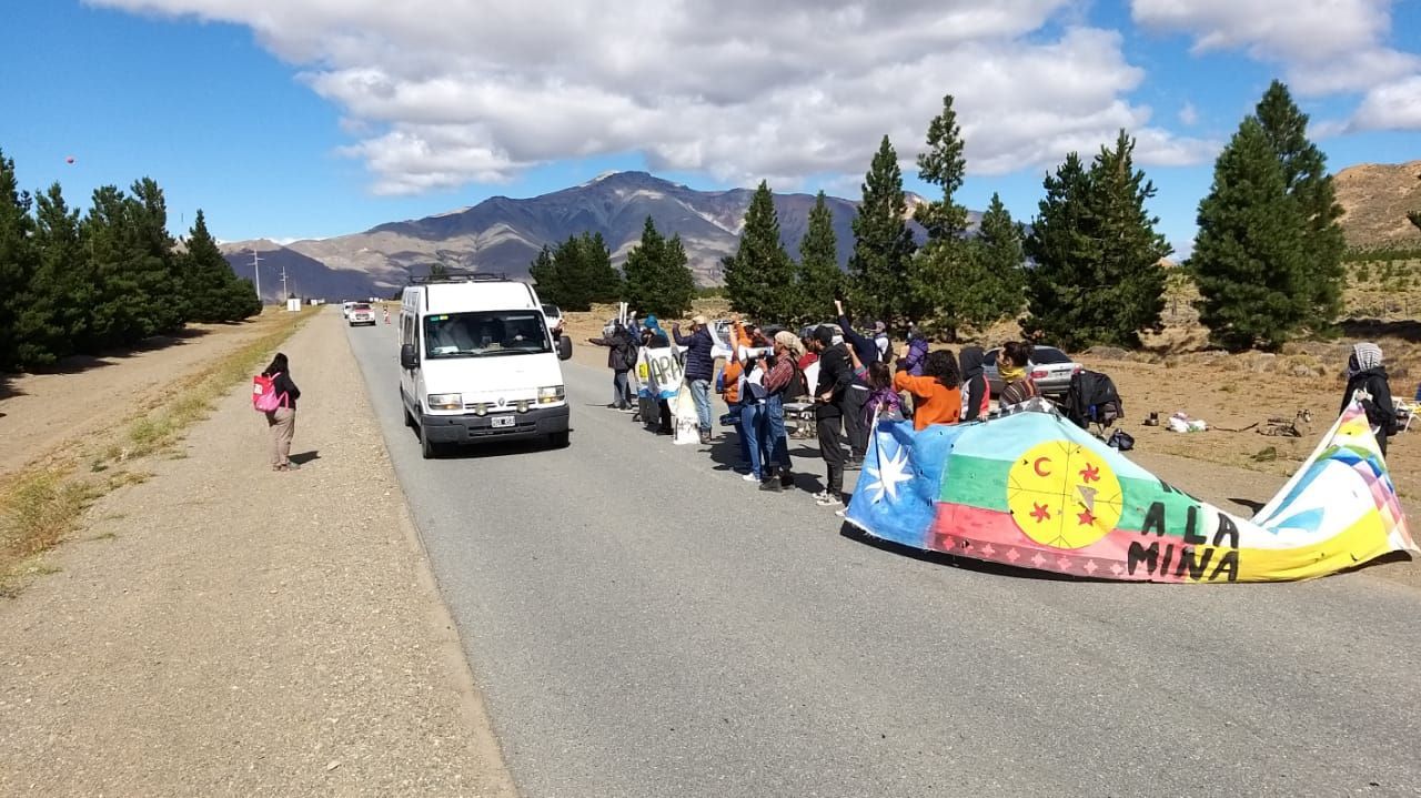 El No a la Mina reclamó en la ruta por la Iniciativa Popular