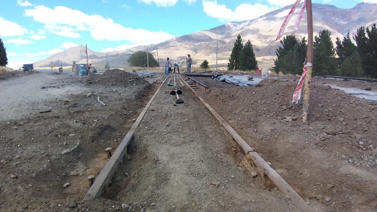 La Trochita: Realizan los últimos ajustes para la salida del tren (EQS Notas)
