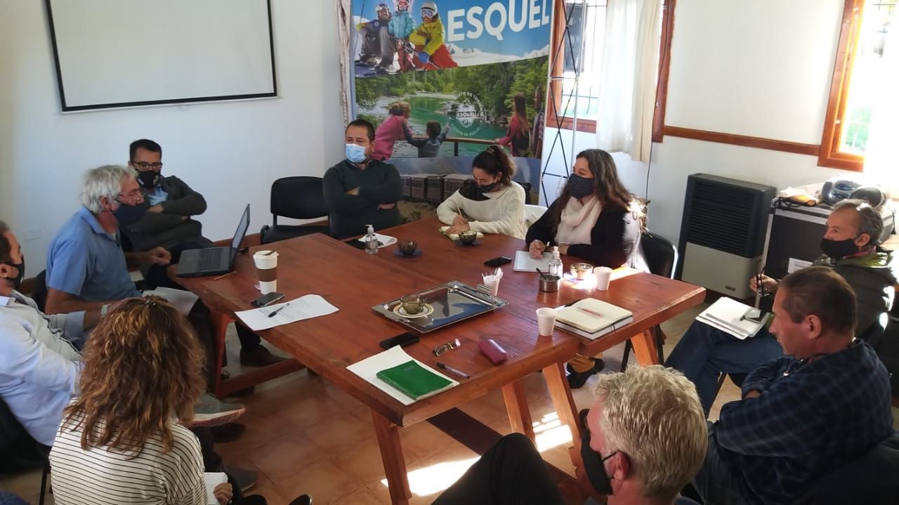 Se reunió la Mesa de Trabajo por La Trochita-Demoras en la salida del tren