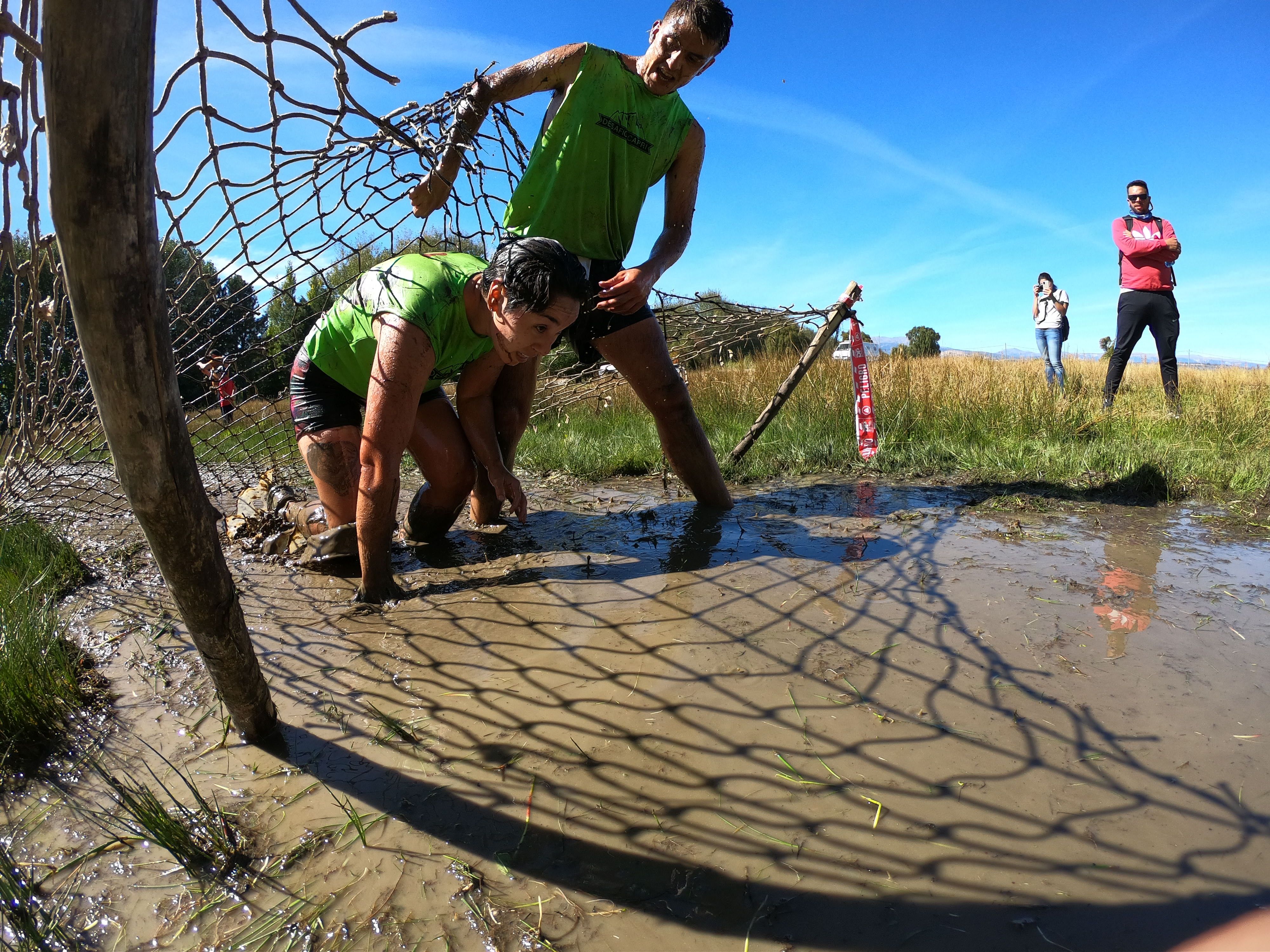 Primera carrera con obstáculos Trevelin (Mirateenlacarrera)