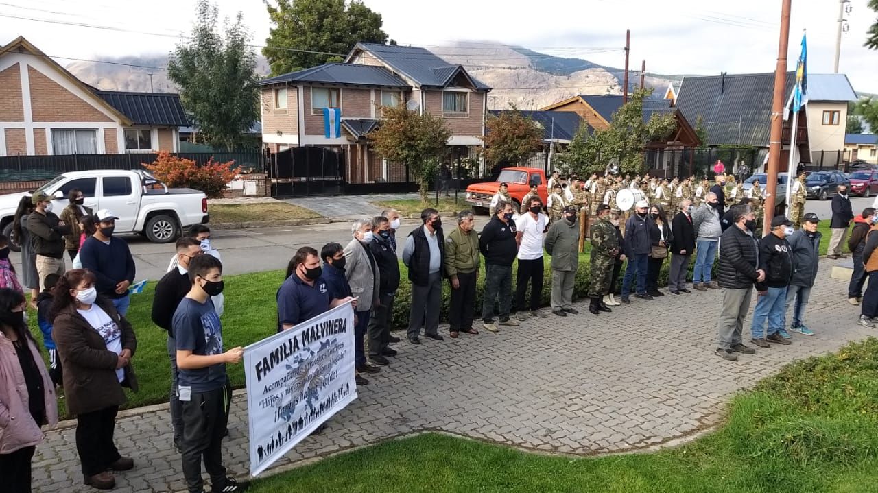 Acto 2 de abril Esquel Malvinas