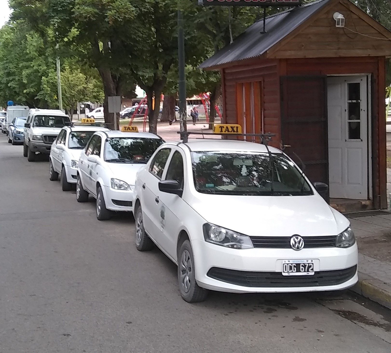 Analizan un aumento del 20% en la tarifa de taxis y remises (Taxi La Plaza)