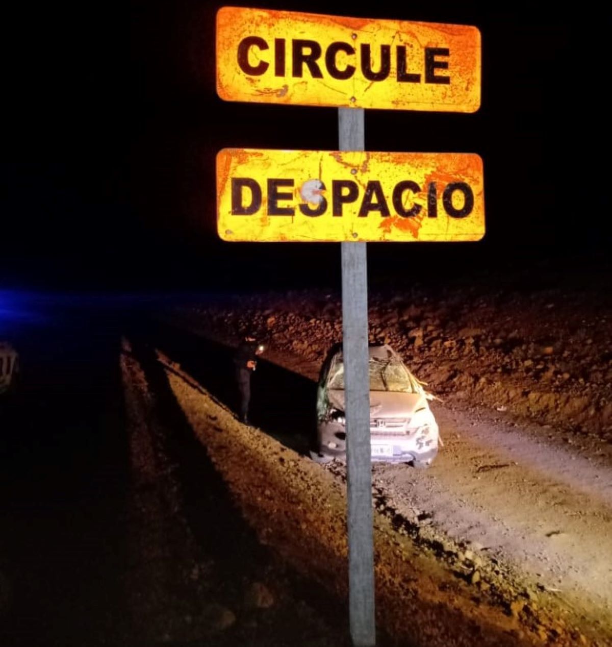 Volcó una mujer y su nieto en Trevelin