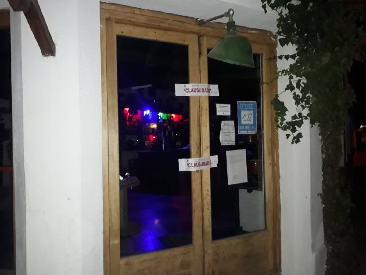 Comenzaron las clausuras por no cumplir el protocolo COVID