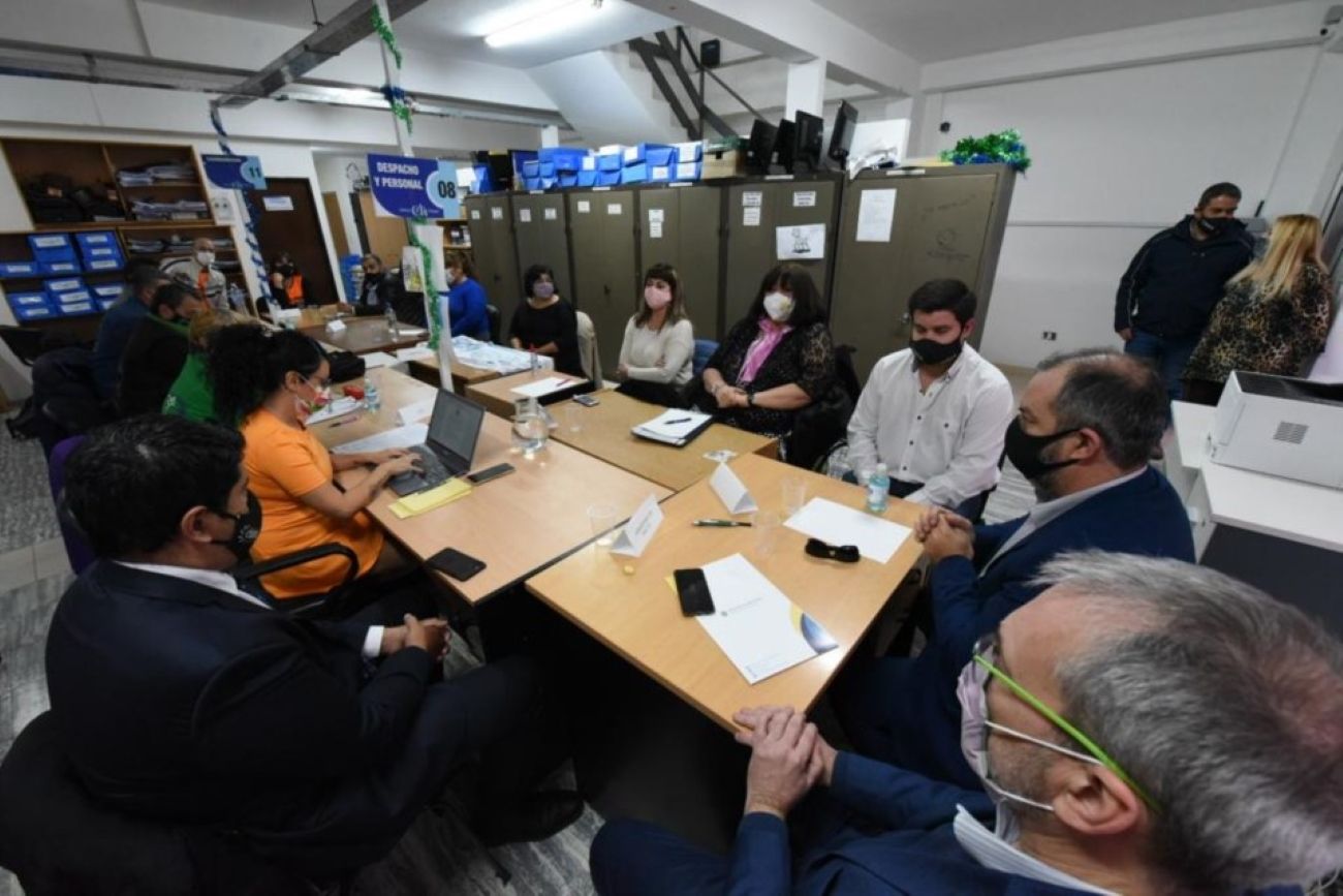 Gremios de salud con Grazzini- Foto archivo (Diario Jornada)