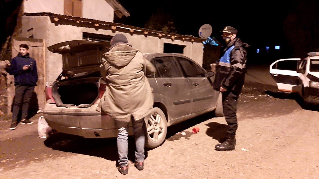Operativo: alcoholemia positiva, contraventores demorados y reuniones desactivadas