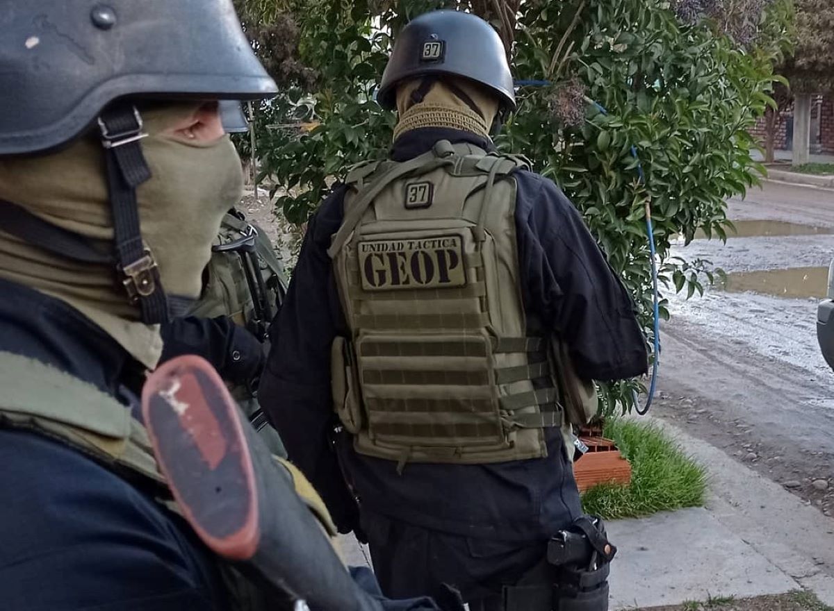 La Policía abatió a un hombre en un tiroteo en la Comarca