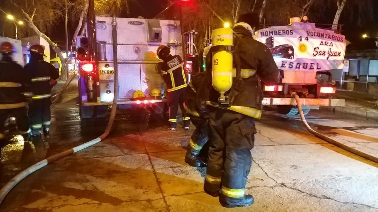 Se incendió una vivienda mientras su propietaria dormía