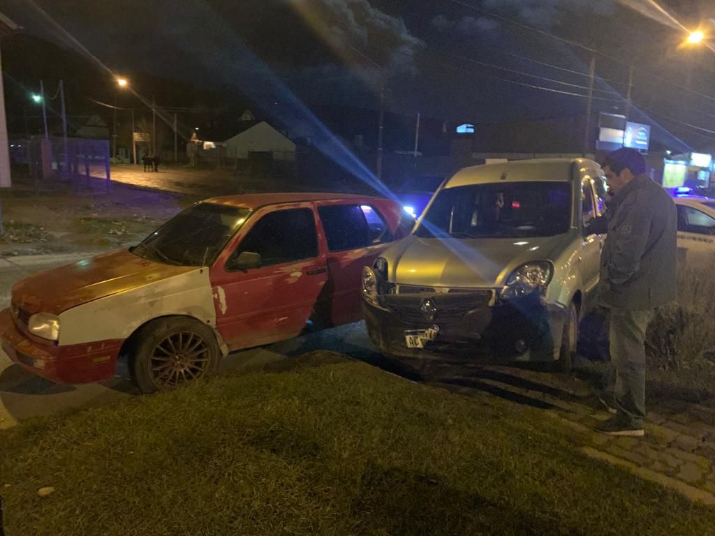 Fuerte choque este jueves por la noche en la transitada avenida Perón