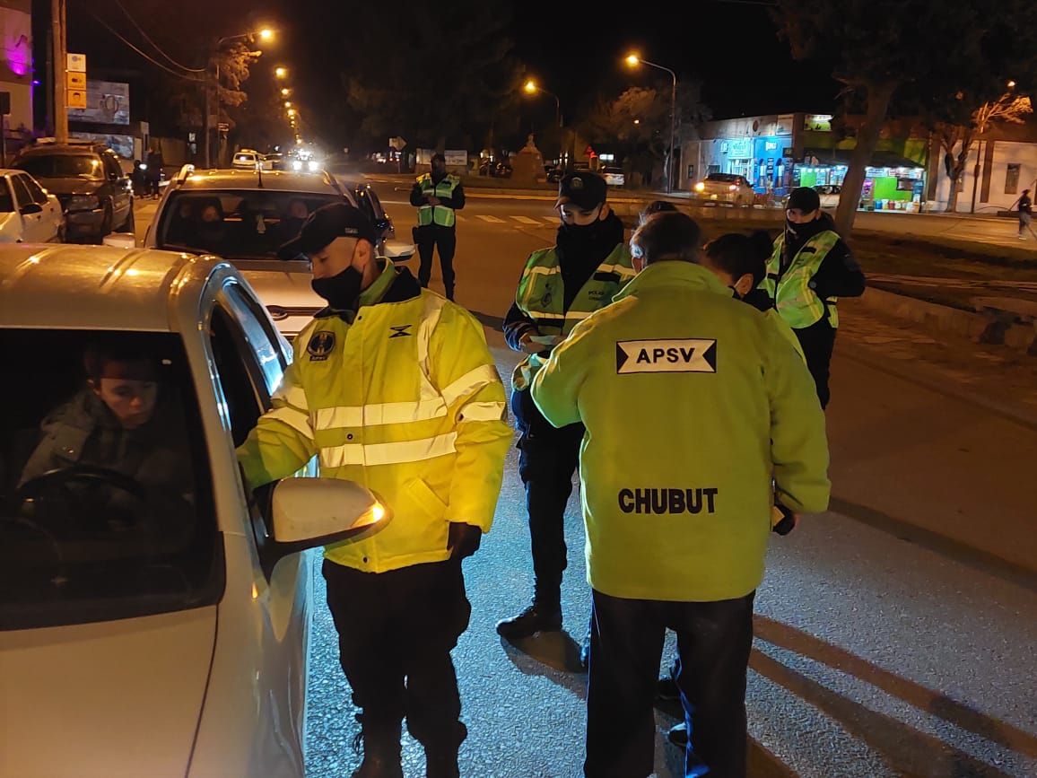 Controles: Detectaron once conductores alcoholizados en Esquel