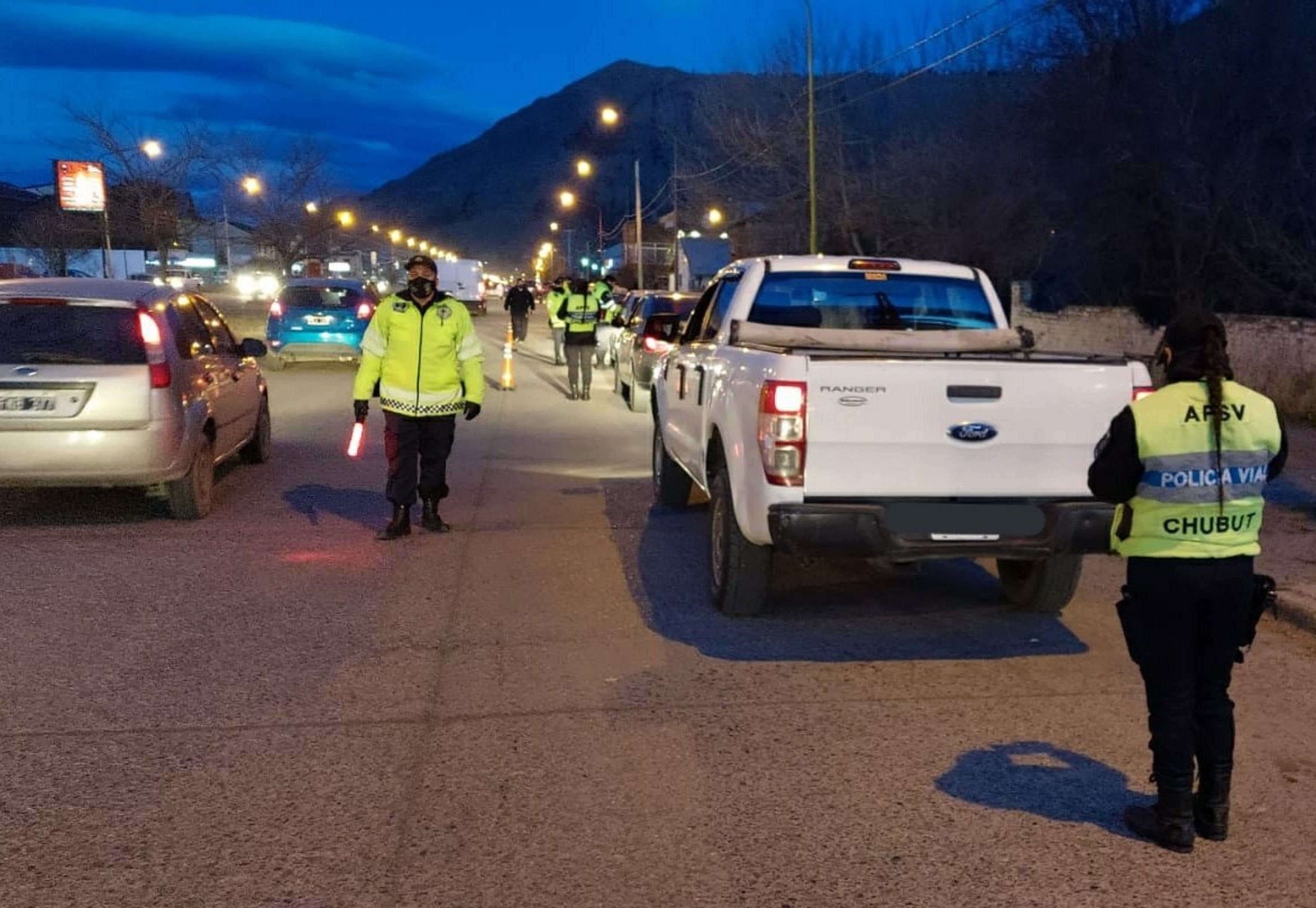 Dos alcoholemias en Esquel y cuatro actas de infracción en Trevelin