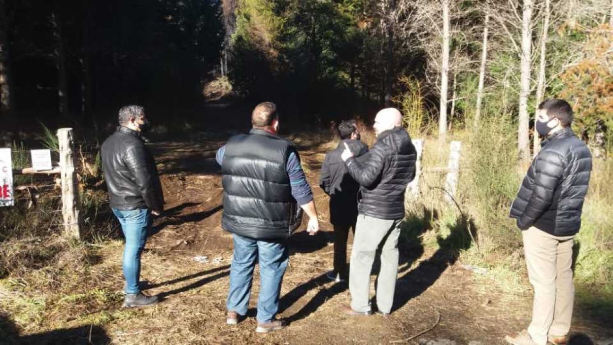 Incendios en la Comarca: Allanaron la Delegación de Servicios Públicos