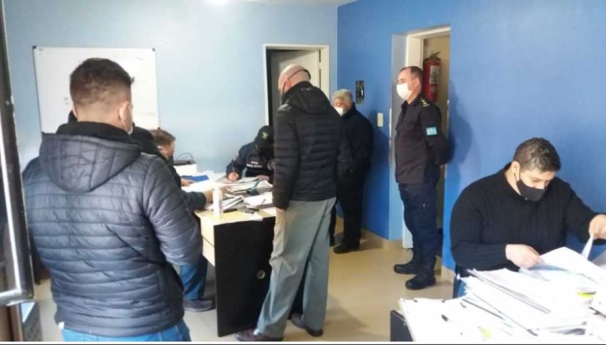 Incendios en la Comarca: Allanaron la Delegación de Servicios Públicos