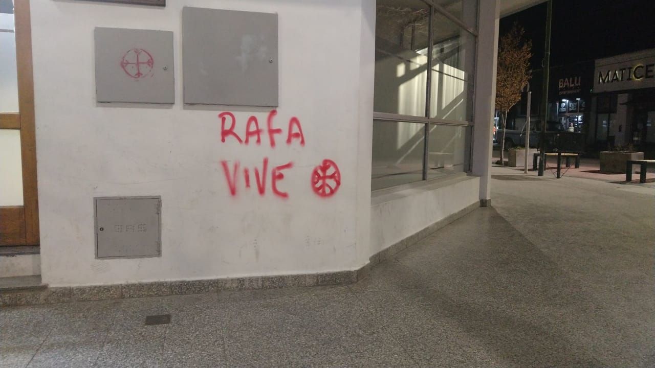 Inician investigación por las pintadas en la marcha del No a la Mina (EQS Notas)