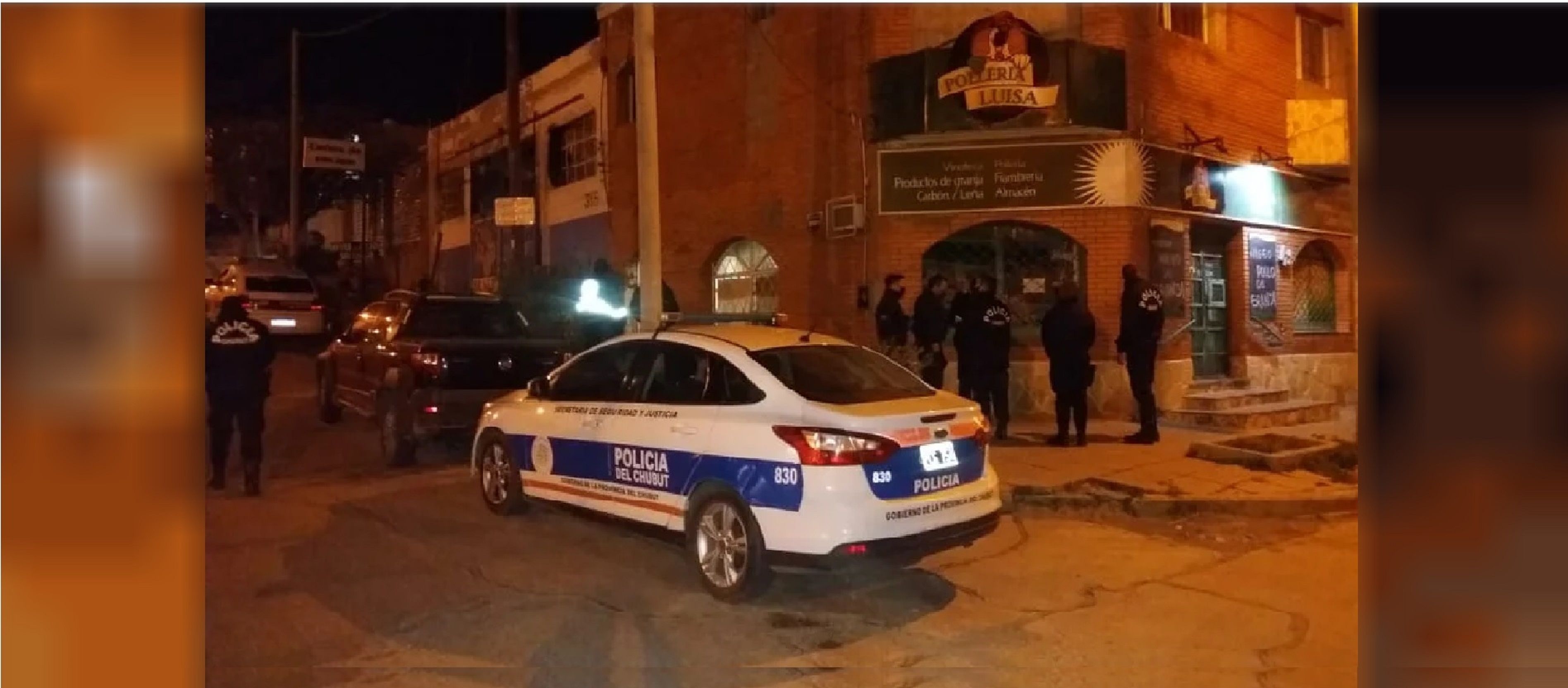 Dos menores mataron a su papá de una puñalada y se presentaron en la comisaría