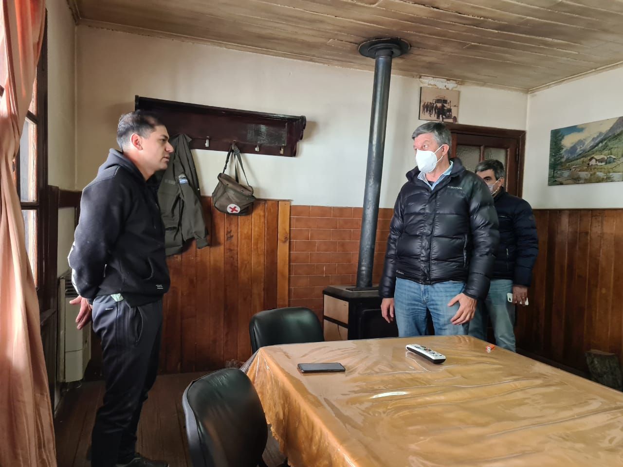 Menna apoyó a Tapia y Romero para presidir la Comuna de Aldea Beleiro