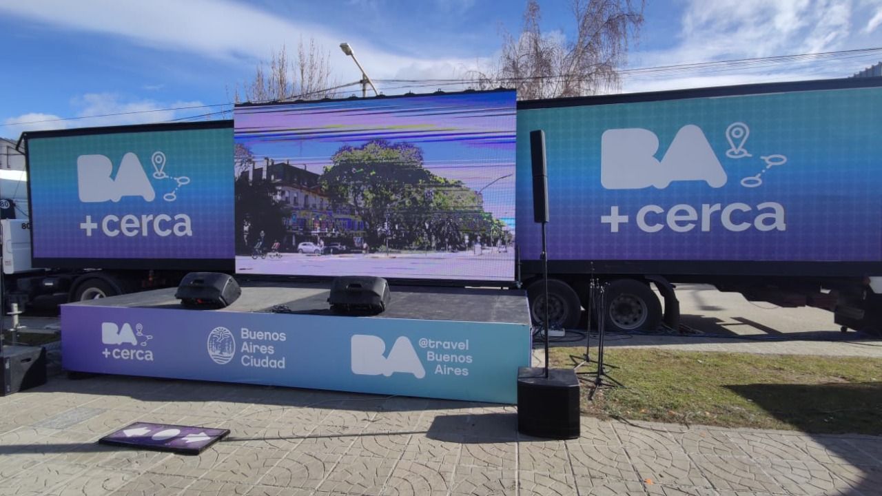 Esta tarde hay promoción y sorteos en el camión turístico de Buenos Aires