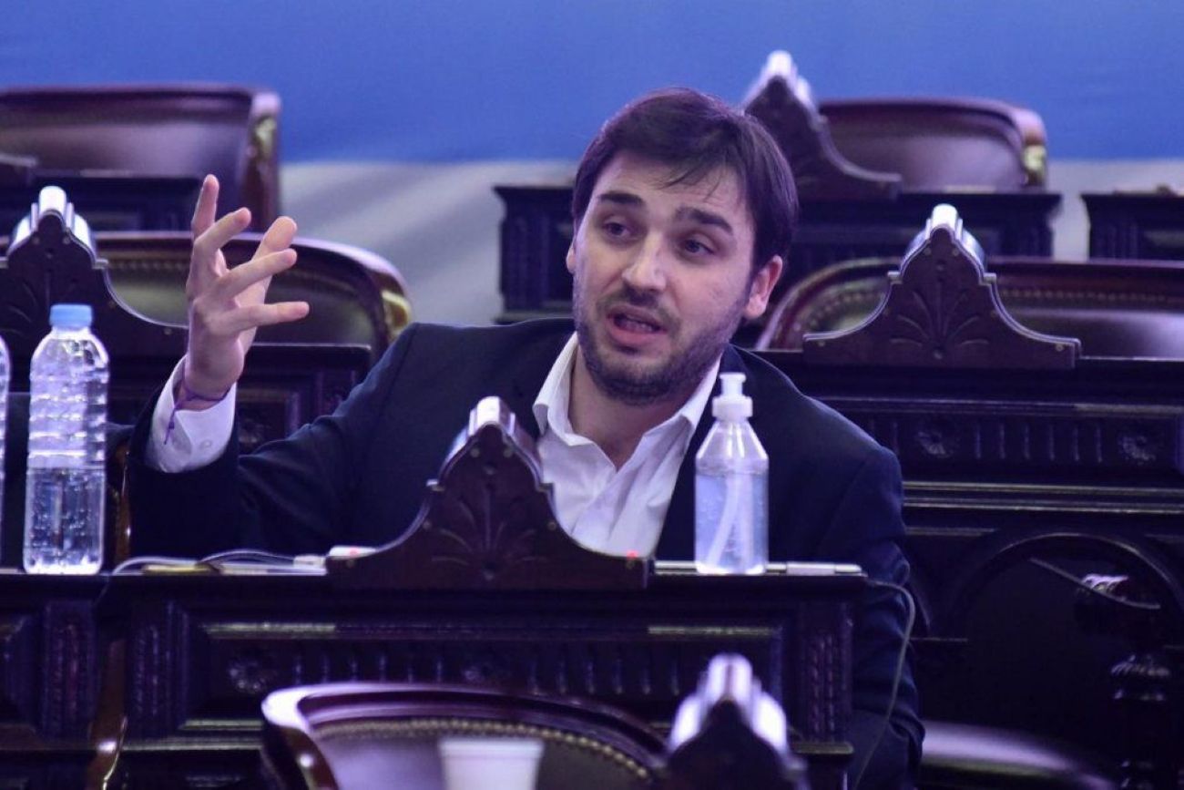 Torres criticó a Ongarato por echar a Matías Taccetta. (Prensa PRO Chubut)