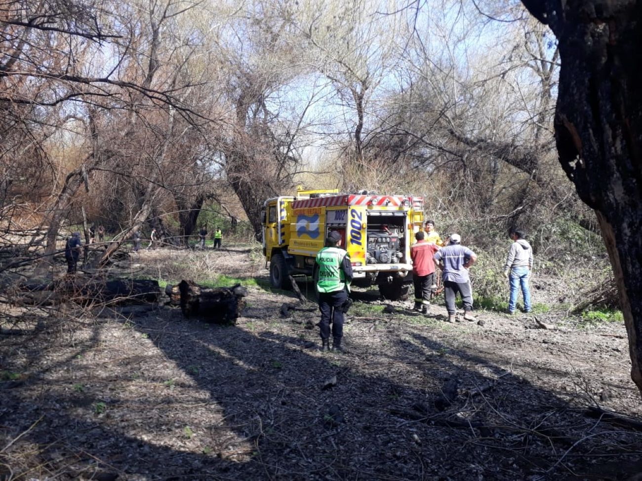 Sofocan incendio provocado por una quema descontrolada (Policía del Chubut)