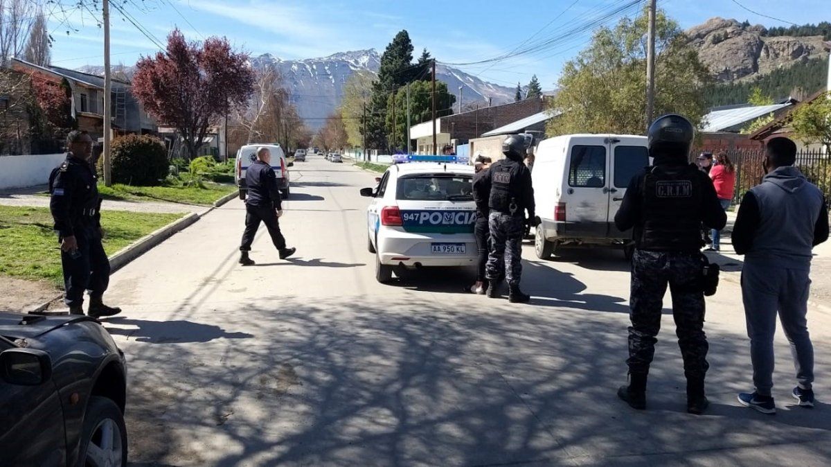 Robó un vehículo, huyó y a los 15 minutos lo atraparon
