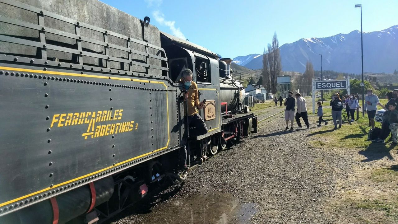 La Trochita a pleno durante todo el mes de octubre