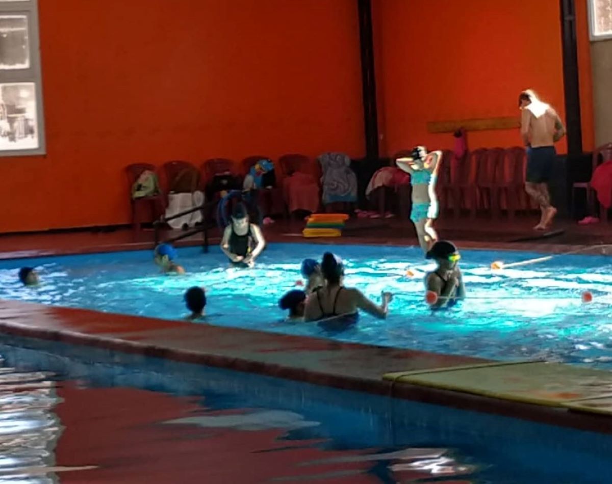 Este lunes y martes inscriben para el Programa "Natación en los Barrios"