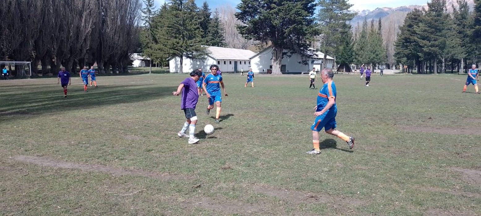 Se juega la quinta fecha del fútbol de veteranos.