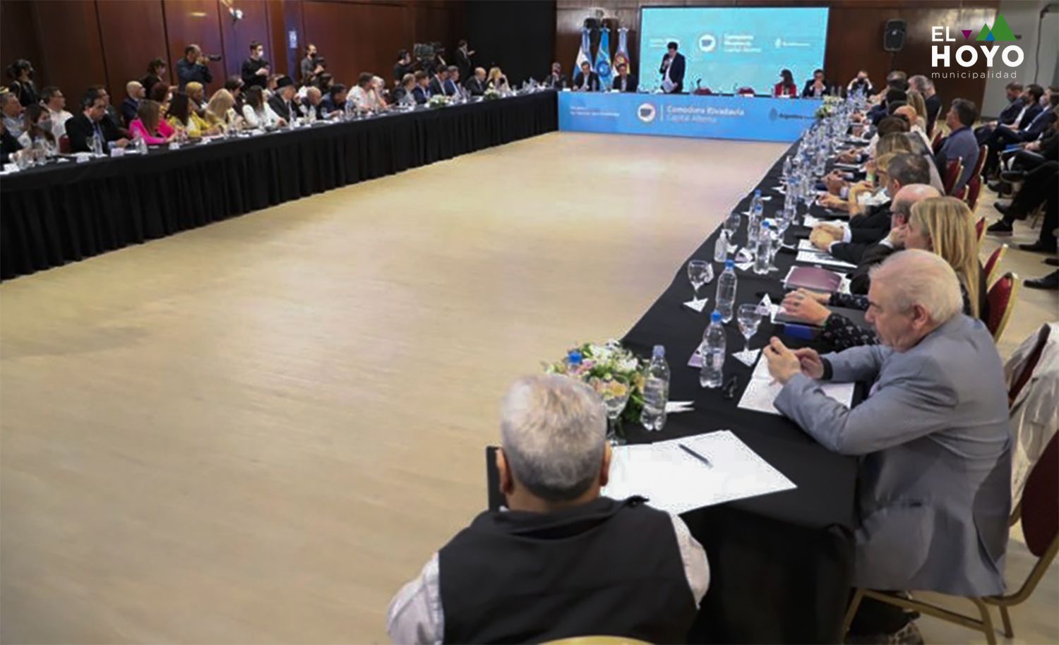 El Hoyo: Huisman firmó convenios con Fernández para avanzar en diversas obras