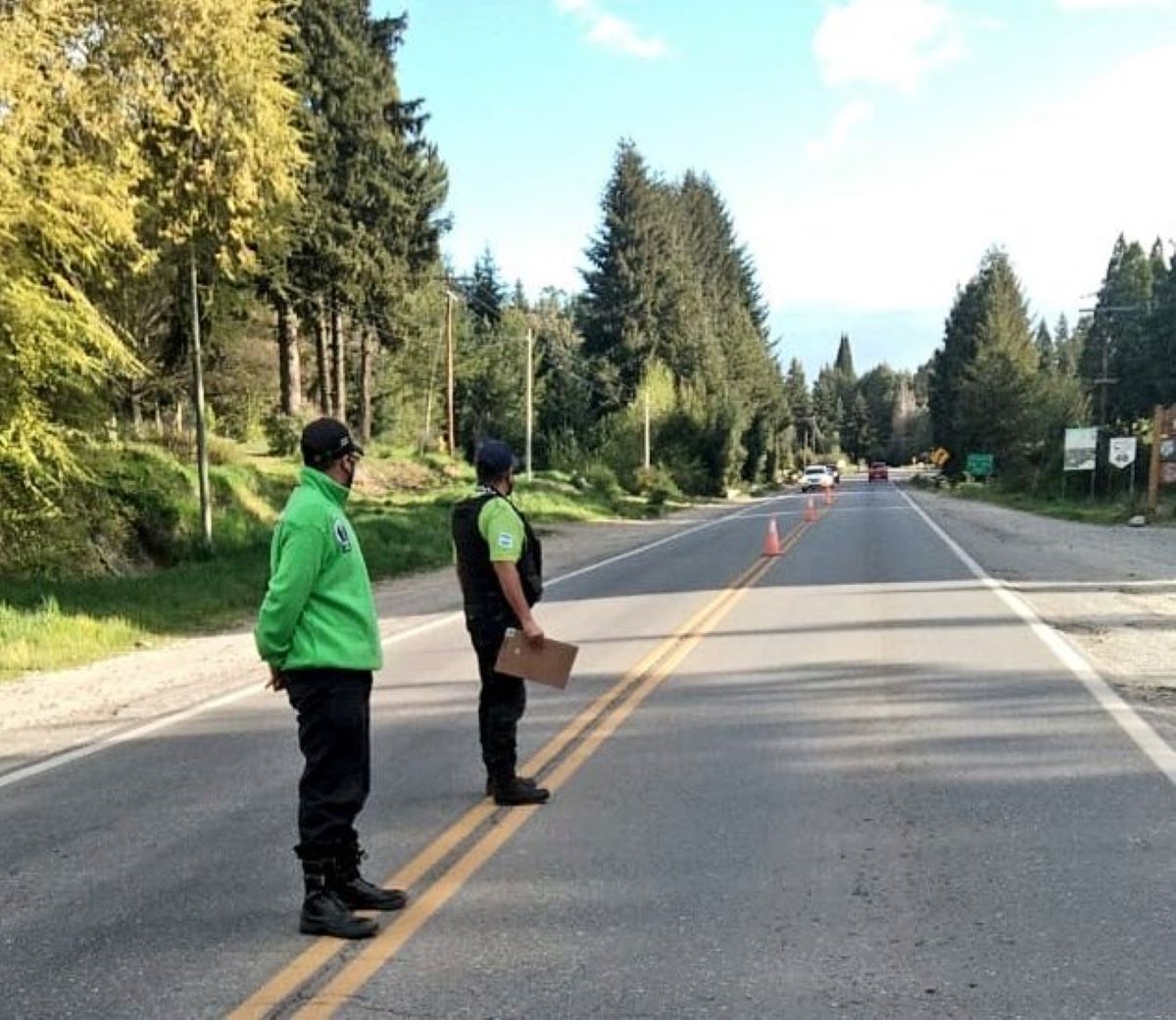 Cortan las rutas de Chubut por el viento.