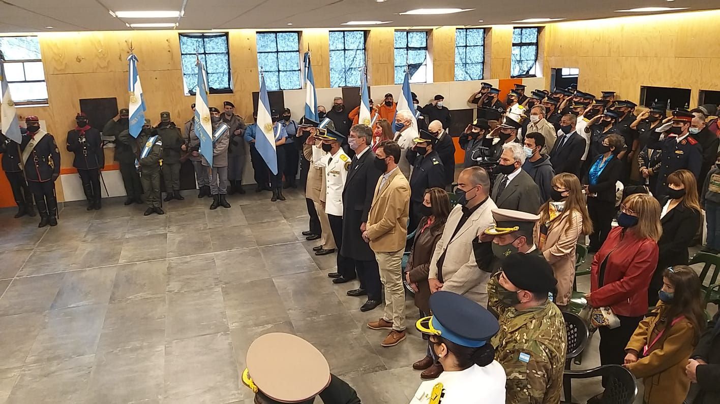 La Policía Federal Argentina festejó su bicentenario en Esquel